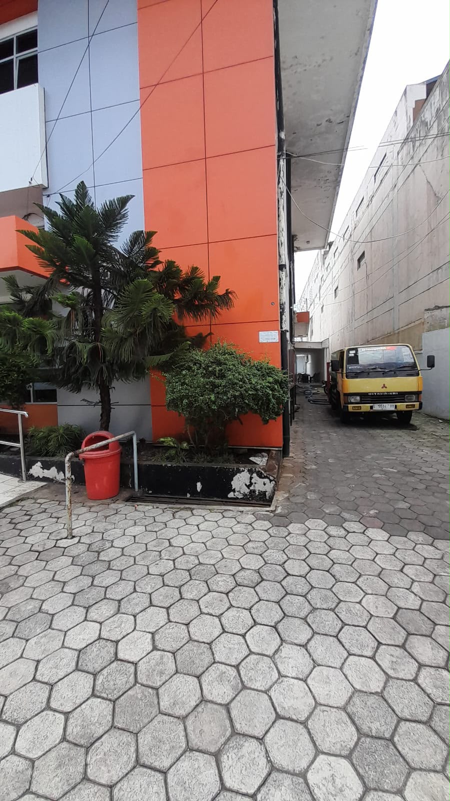 Mengatasi WC dan Closet Mampet - Sedot WC Express